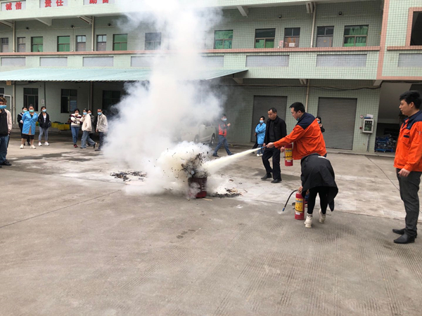 轩业连接器消防演习