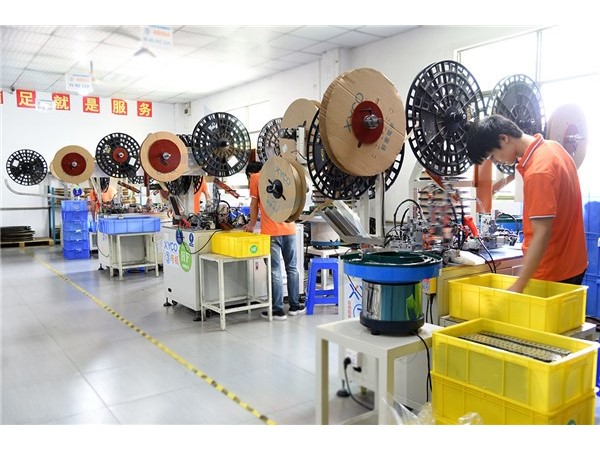<i style='color:red'>电子连接器生产厂家</i>想客户所想急客户所急用实为客户解决问「轩业」