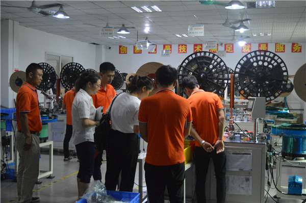 深圳连接器生产厂家实力赢得客户一致信赖「轩业」